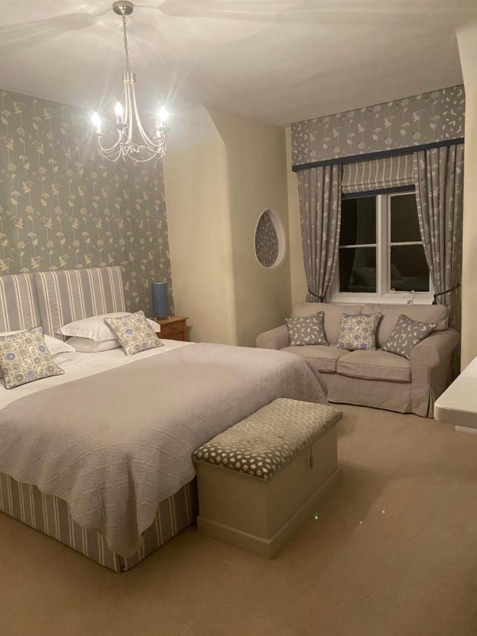 Burleigh House B And B Bed and Breakfast Tenbury Εξωτερικό φωτογραφία